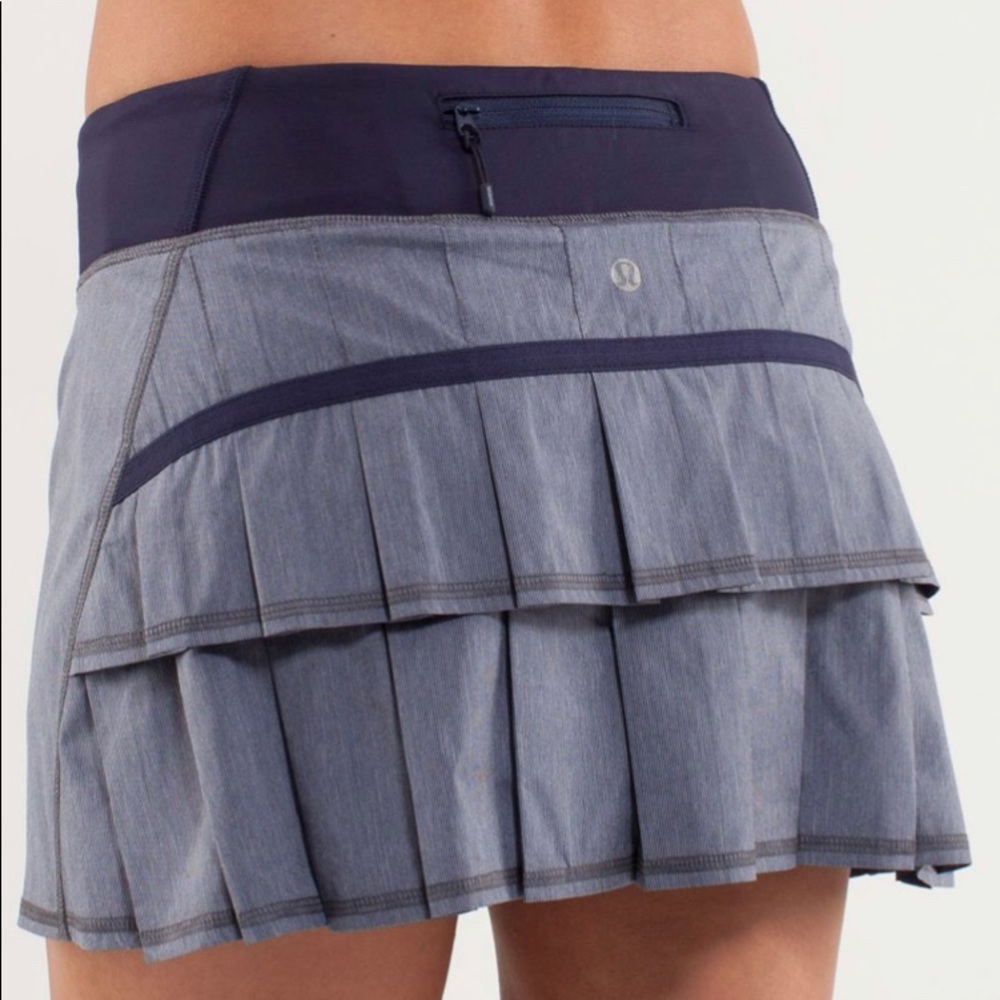 Lululemon  Run Pacesetter skirt 2-way Stretch
Color: Heathered Deep Indigo